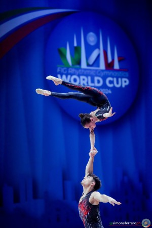 esibizioni acro sfe02005 copia simone ferraro ph